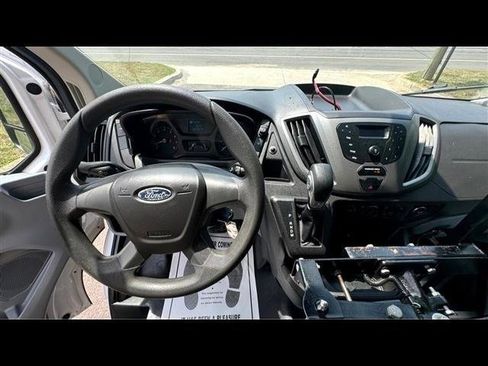 Used 2017 Ford Transit 250 148 Medium Roof RWD image 13