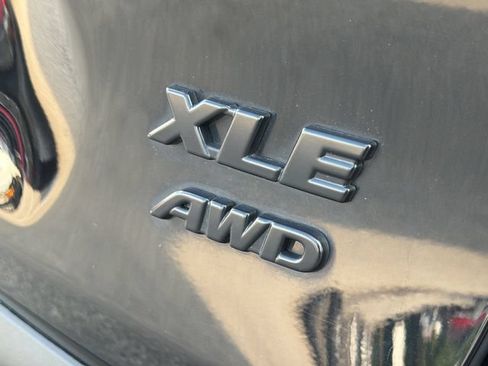 Used 2022 Toyota RAV4 XLE w/ Convenience Package AWD/4WD image 33