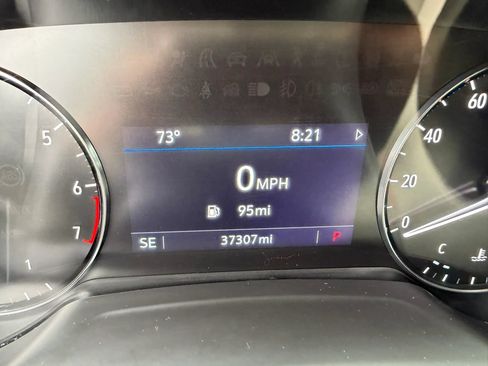 Used 2023 Buick Envision Preferred FWD image 11