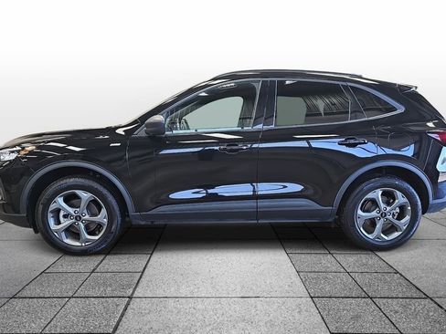 Used 2025 Ford Escape ST-Line image 8