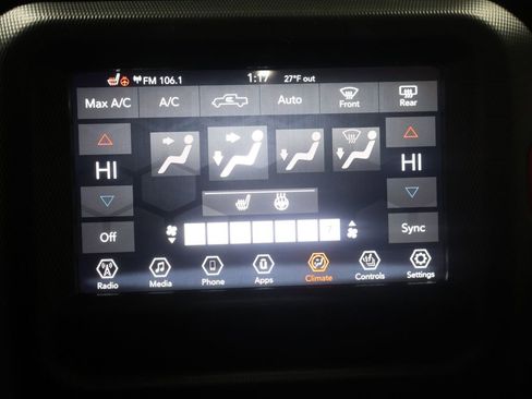 Used 2020 Jeep Gladiator Rubicon w/ Cold Weather Group image 30