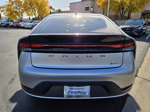 Used 2023 Toyota Prius LE image 5