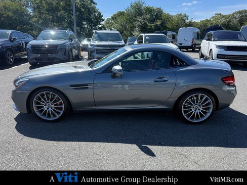 Used 2017 Mercedes-Benz SLC 300 image 11