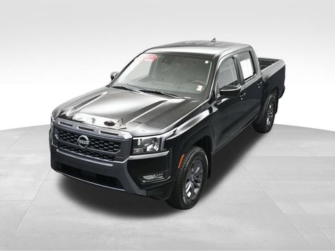 Used 2025 Nissan Frontier SV w/ SV Convenience Package RWD image 33