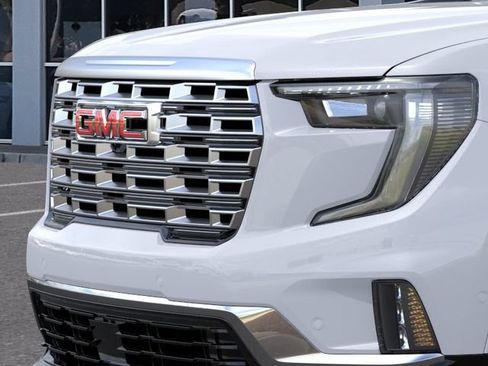 New 2026 GMC Acadia Denali w/ Super Cruise Package AWD/4WD image 13