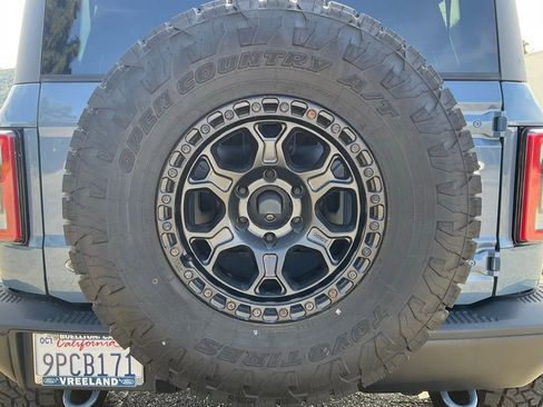 Certified 2023 Ford Bronco Badlands image 27