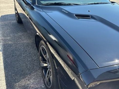 Used 2013 Dodge Challenger R/T RWD image 5