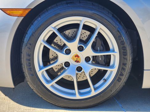 Used 2024 Porsche 718 Boxster image 14