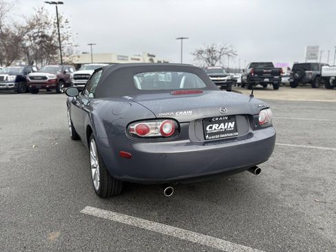 Used 2006 MAZDA MX-5 Miata Grand Touring image 5