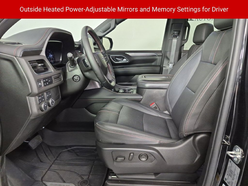 Used 2024 Chevrolet Tahoe RST w/ Luxury Package AWD/4WD image 17