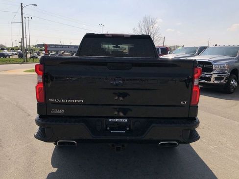 Used 2021 Chevrolet Silverado 1500 LT Trail Boss w/ Bed Protection Package AWD/4WD image 18