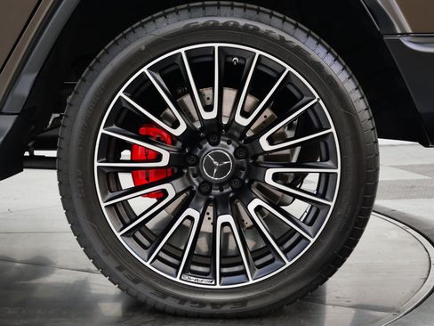 Used 2026 Mercedes-Benz G 63 AMG 4MATIC image 11