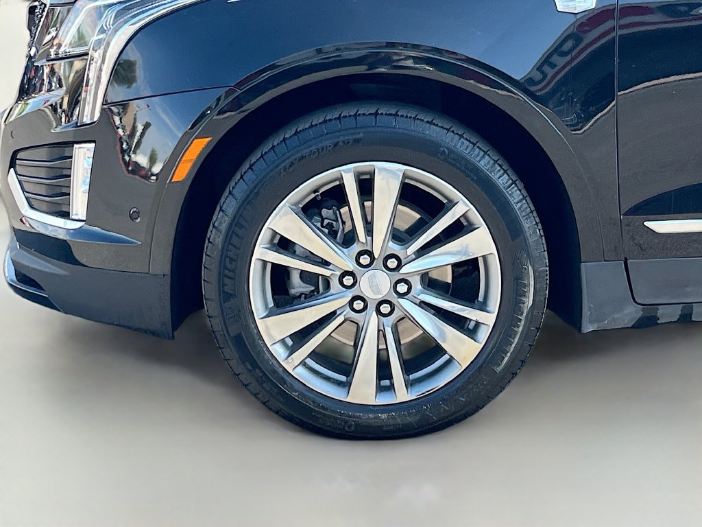 Used 2024 Cadillac XT5 Premium Luxury w/ Technology Package FWD image 33