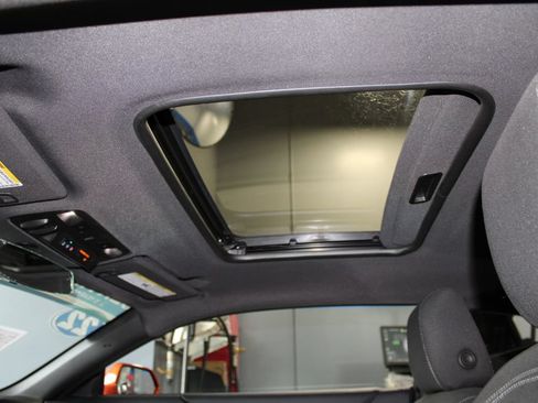 Used 2022 Chevrolet Camaro SS RWD image 21