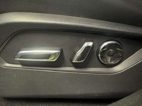 Used 2019 Acura RDX SH-AWD image 32