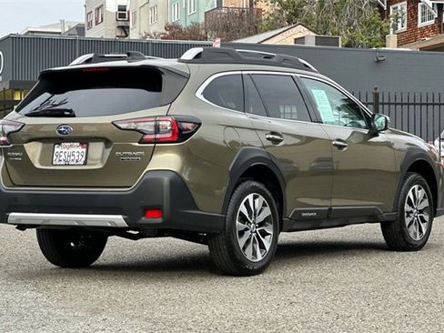 Used 2023 Subaru Outback Touring image 4