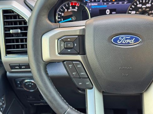 Used 2021 Ford F250 Lariat AWD/4WD image 25