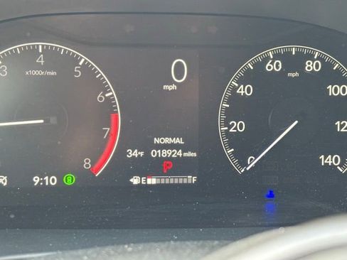 Certified 2025 Honda CR-V LX image 7