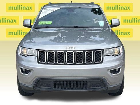 Used 2018 Jeep Grand Cherokee Laredo RWD image 14
