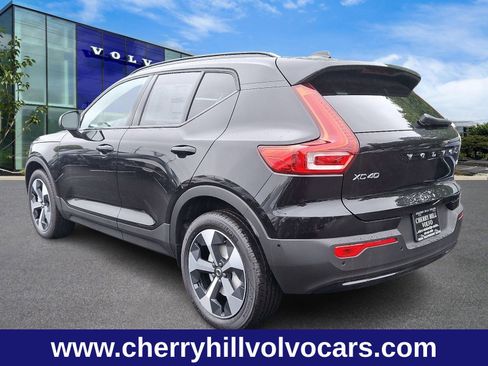 New 2026 Volvo XC40 B5 Plus w/ Protection Package Premier image 4