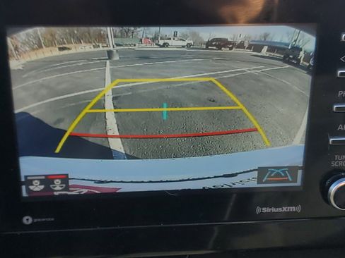 Certified 2022 Toyota Camry LE image 27