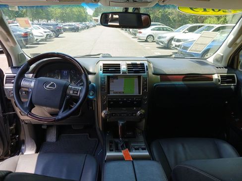 Used 2019 Lexus GX 460 Premium AWD/4WD image 26