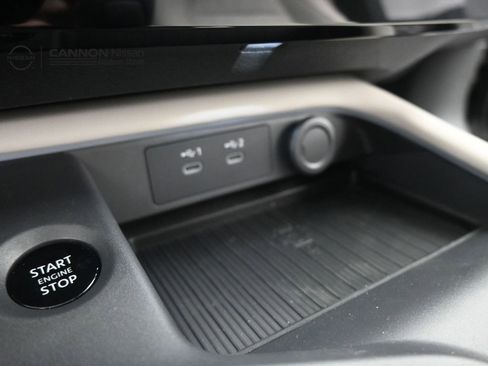 New 2026 Nissan Sentra SL FWD image 13