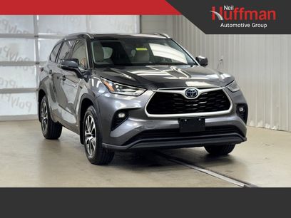 Used 2021 Toyota Highlander XLE