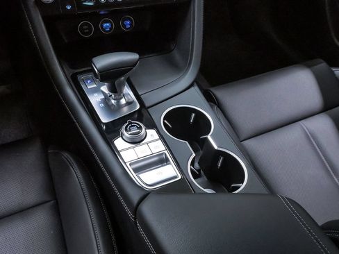 Certified 2026 Genesis G70 2.5T AWD/4WD image 18