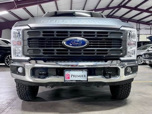 Used 2024 Ford F250 XL w/ FX4 Off-Road Package AWD/4WD image 9