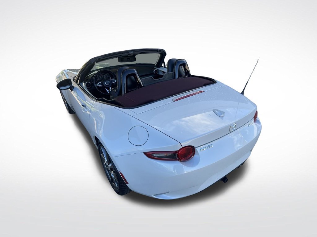 Used 2018 MAZDA MX-5 Miata Grand Touring RWD image 21