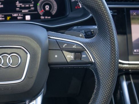 Used 2021 Audi SQ7 Premium Plus w/ Driver Assistance Package image 22