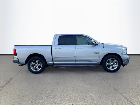 Used 2017 RAM 1500 Big Horn image 8