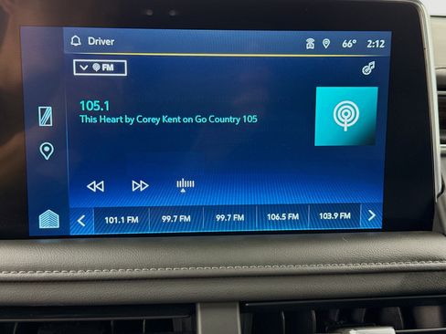Used 2023 Chevrolet Tahoe LT RWD image 17