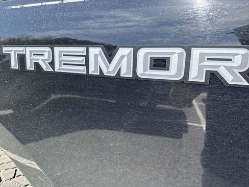 Used 2024 Ford F250 Lariat w/ Lariat Ultimate Package image 19