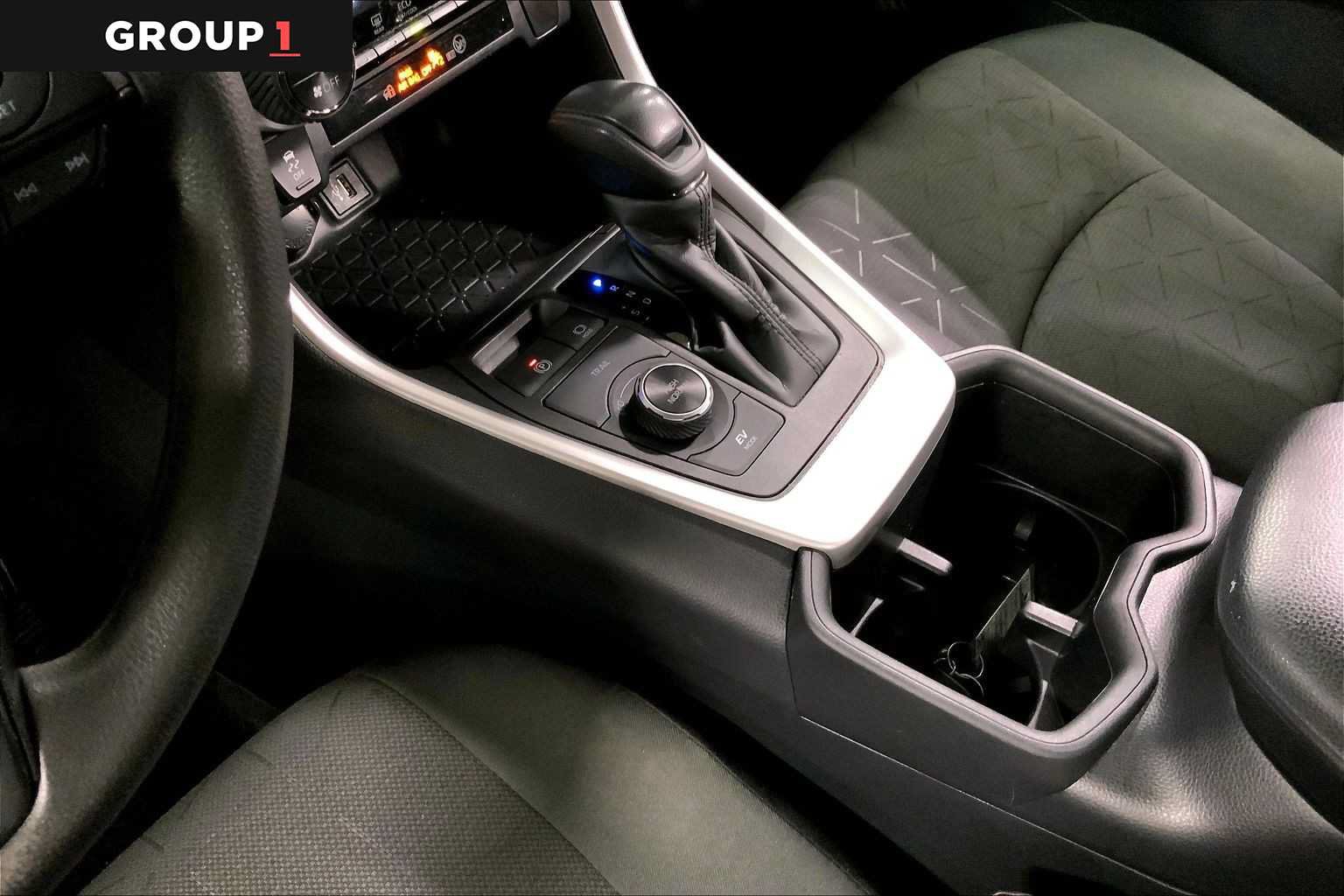 Certified 2024 Toyota RAV4 XLE AWD/4WD image 17