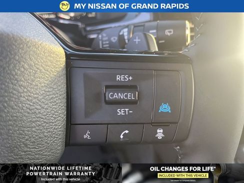 New 2026 Nissan Pathfinder SL w/ SL Premium Package AWD/4WD image 16