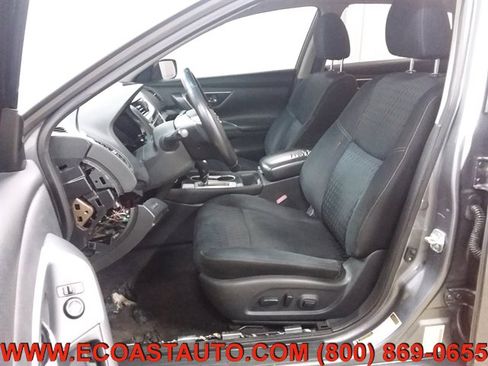 Used 2018 Nissan Altima 2.5 SV image 10