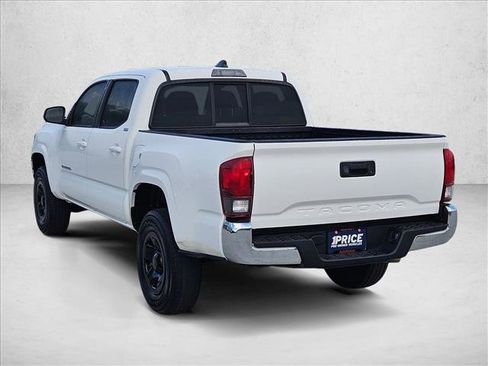 Used 2022 Toyota Tacoma SR5 RWD image 8