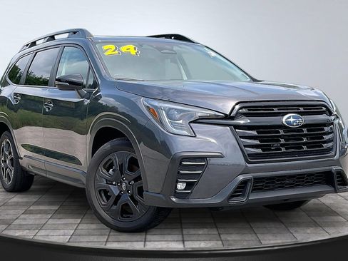 Used 2023 Subaru Ascent Onyx Edition AWD/4WD image 10
