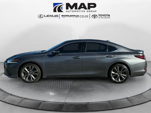 Used 2019 Lexus ES 350 F Sport image 2