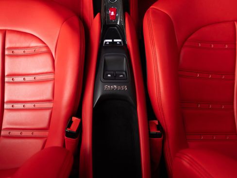 Certified 2021 Ferrari F8 Tributo image 89