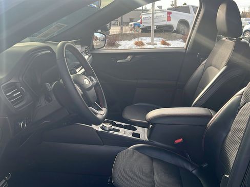 Used 2023 Ford Escape ST-Line w/ Tech Pack #1 image 12