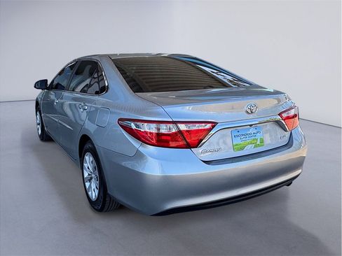 Used 2016 Toyota Camry LE FWD image 4