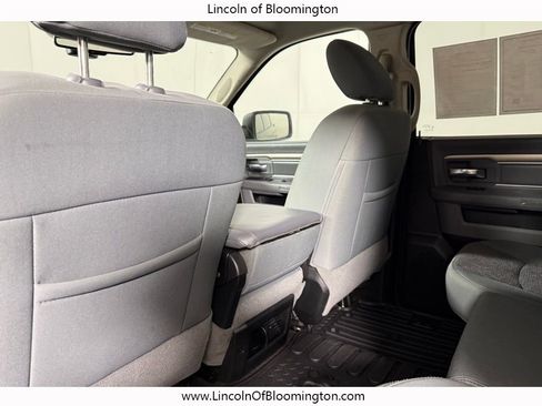 Used 2018 RAM 1500 SLT image 49