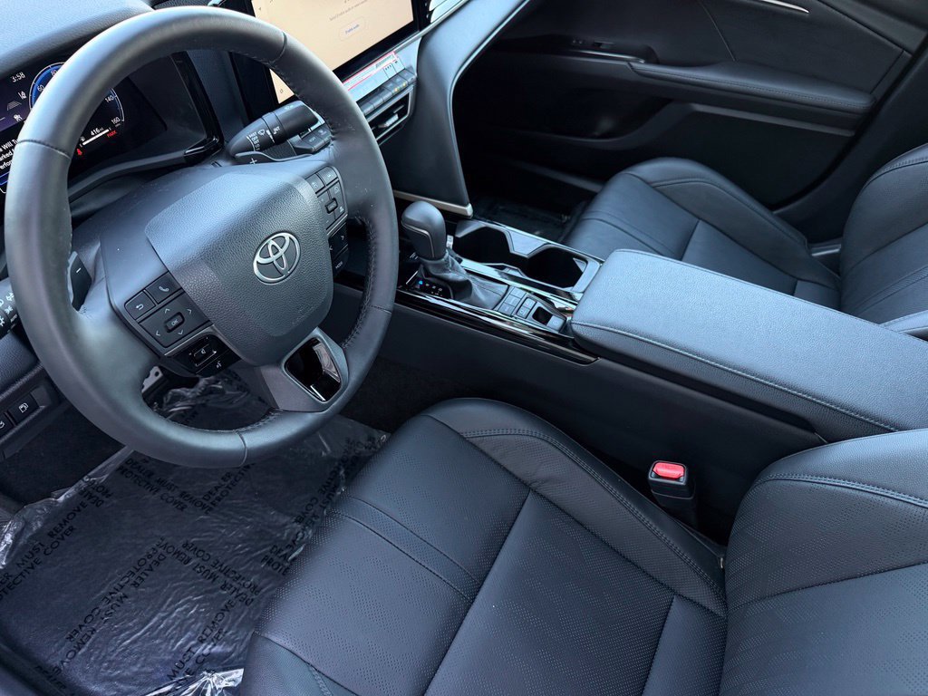 Used 2026 Toyota Camry XSE FWD image 19
