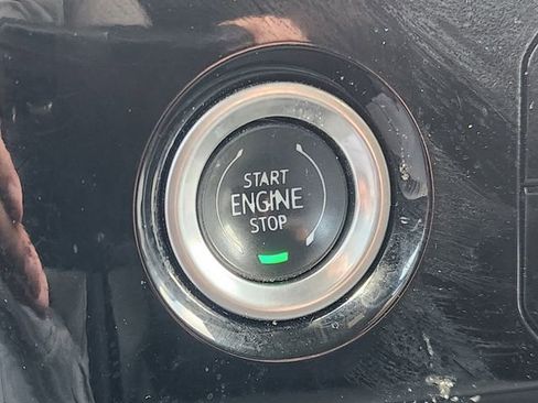 Used 2024 GMC Sierra 1500 Elevation image 21