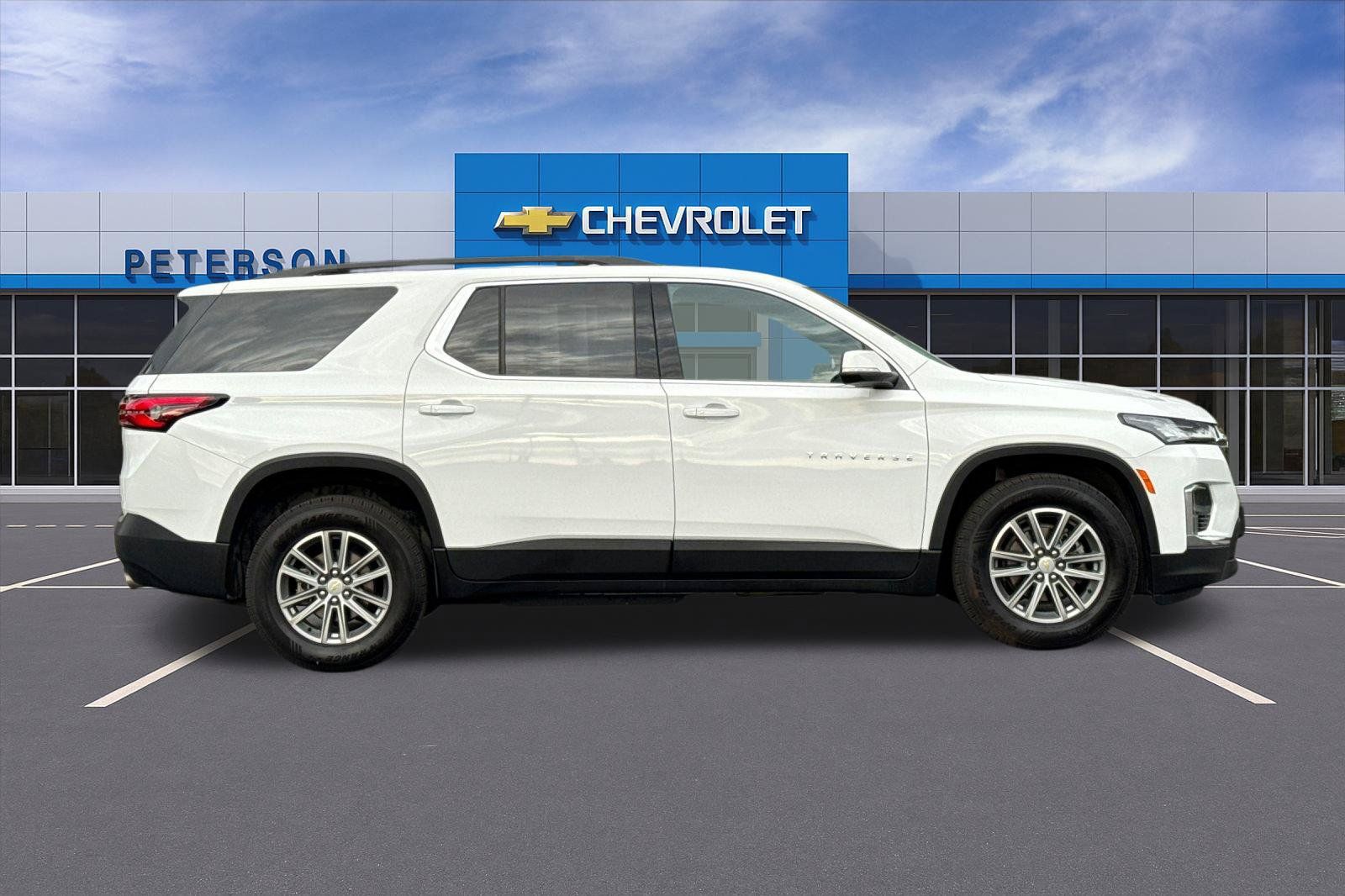Certified 2023 Chevrolet Traverse LT AWD/4WD image 3