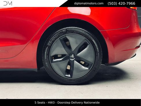 Used 2018 Tesla Model 3 Long Range image 37