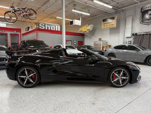 Used 2023 Chevrolet Corvette Stingray Preferred Conv w/ 2LT RWD image 6